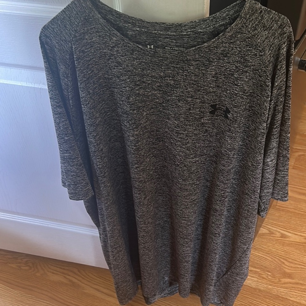 Under Armour Gray T-Shirt